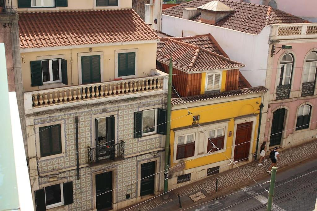 Sunny Apartment In Lissabon Exterior foto